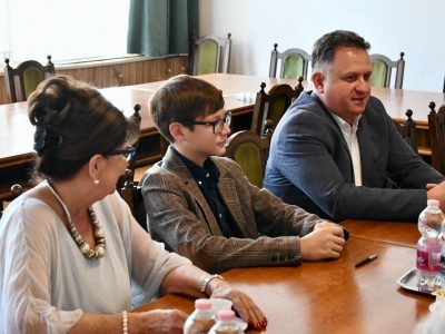 83f4948d2b7c4404b69d66003f022ca0